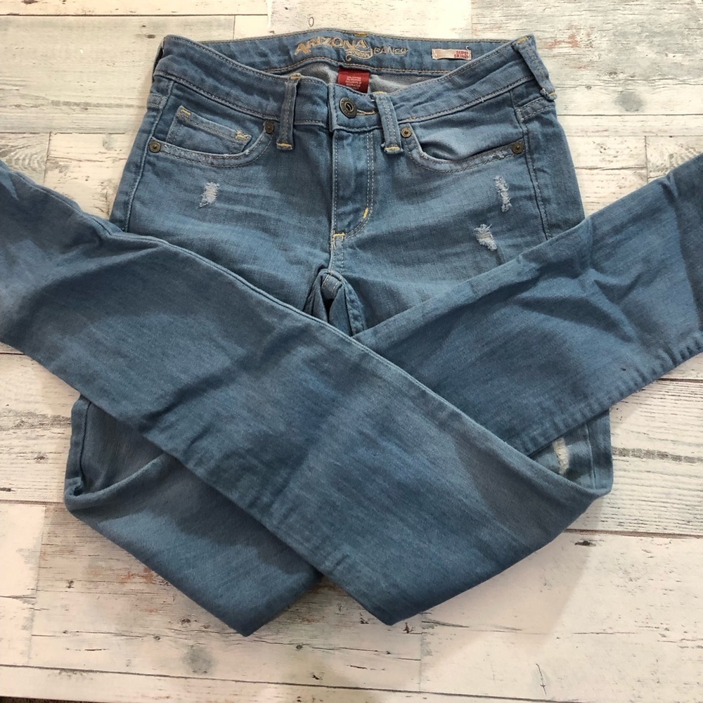 Arizona Jean Company Light Blue Skinny Jeans